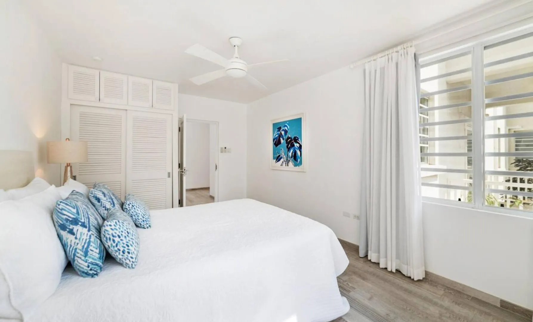 Luxurious Penthouse Right On The Oceanfront Barbados