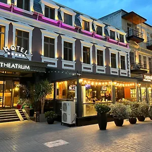 https://theatrum-hotel-baku.aboutbakuhotels.com